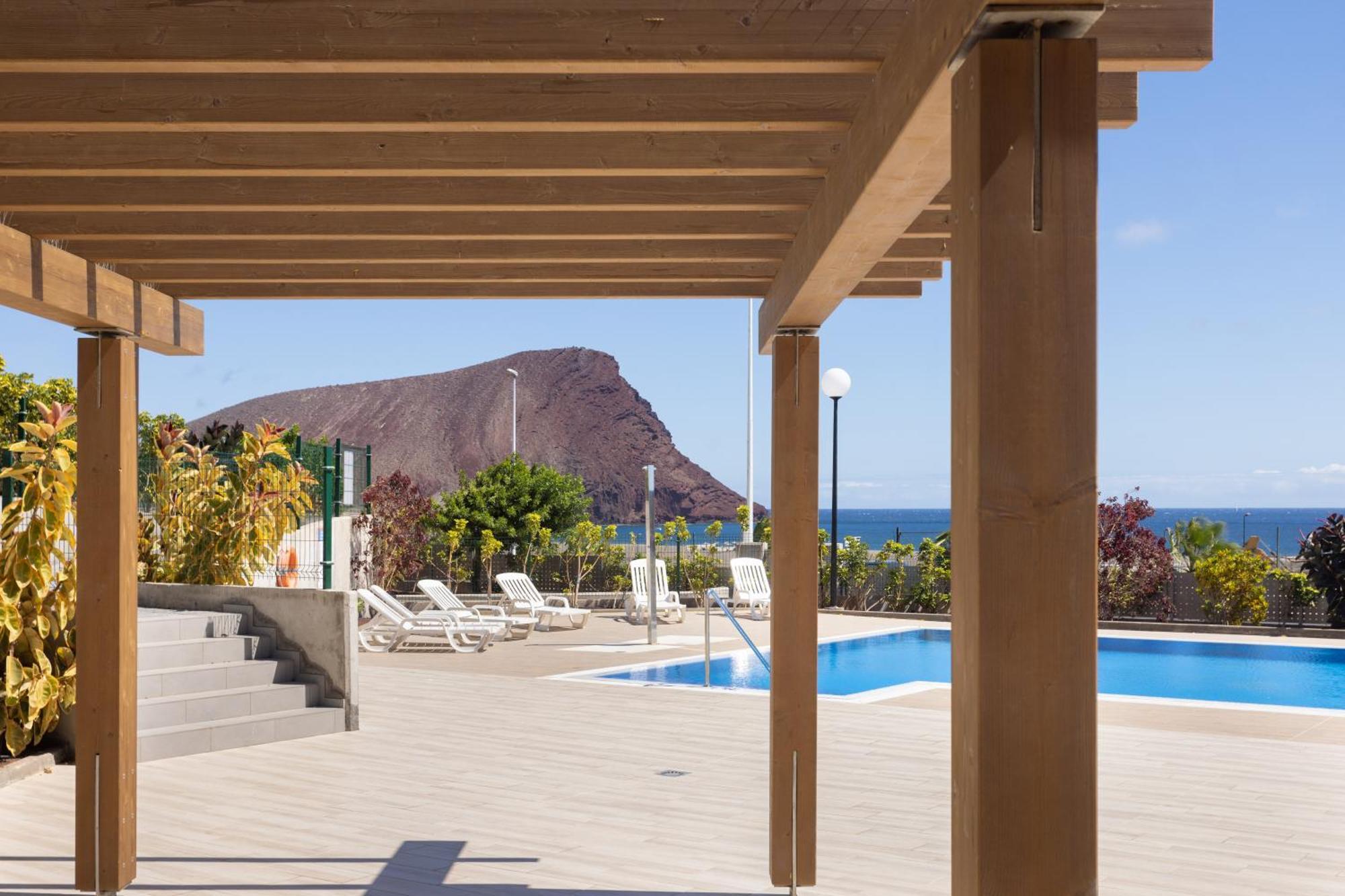 Home2Book Stylish & Relax Attic La Tejita, Pool Luaran gambar