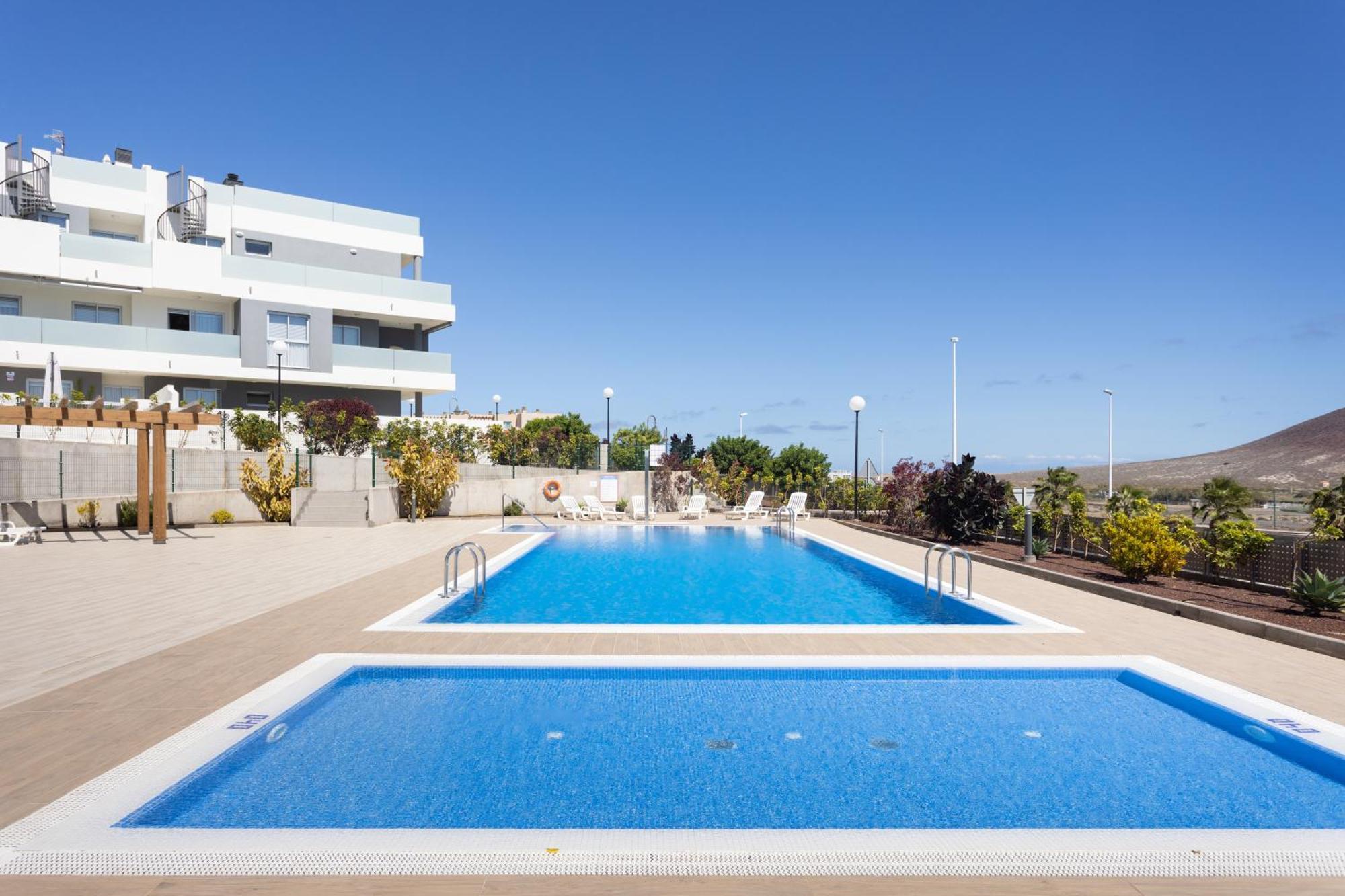 Home2Book Stylish & Relax Attic La Tejita, Pool Luaran gambar